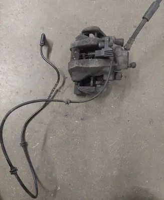 Mercedes-Benz E W212 Rear brake caliper