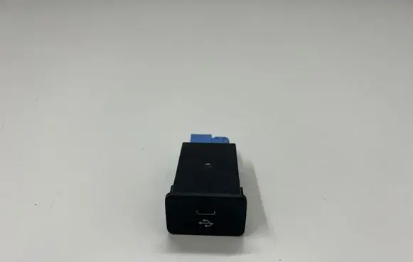Mercedes-Benz EQB USB socket connector A2478207302
