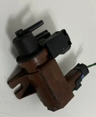 Volvo C30 Turbo solenoid valve 6G809E882CA