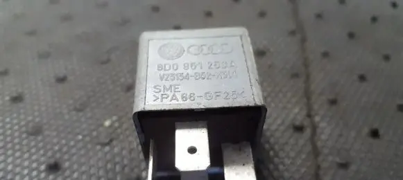 Audi A6 S6 C6 4F Other relay 8D0951253A V23134-B52-X301