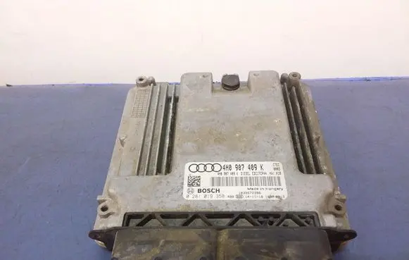 Audi A8 S8 D4 4H Engine control unit/module ECU 4H0907409K