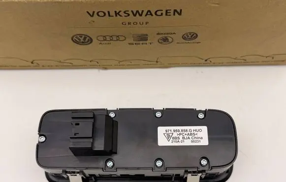 Porsche Cayenne (9Y0 9Y3) Other switches/knobs/shifts 971959858G 971959858E