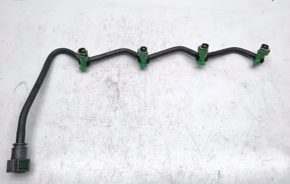 Volvo V40 Fuel return line/hose 