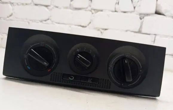 Skoda Fabia Mk1 (6Y) Climate control unit 6Y0820045A 901511760066