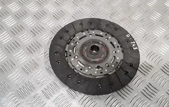 Audi A3 S3 8L Clutch pressure plate 324030210