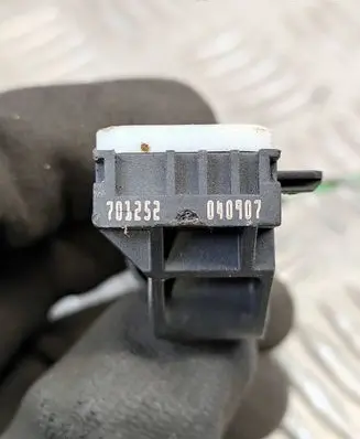 Volvo XC70 Airbag deployment crash/impact sensor 30712107