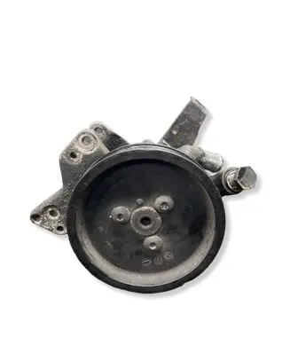 BMW 5 E60 E61 Power steering pump 7787106