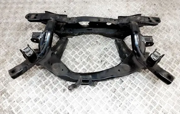 Toyota RAV 4 (XA40) Rear subframe 