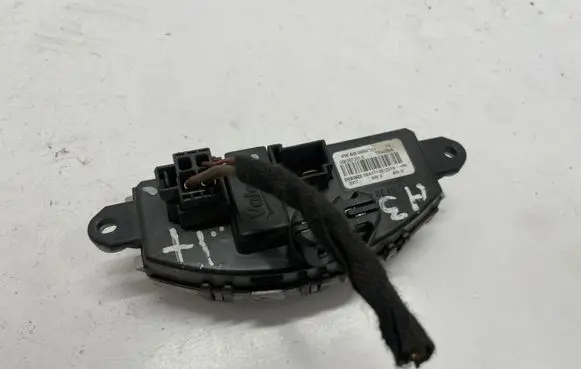 Audi A3 S3 8V Heater blower fan relay 5Q0907521C