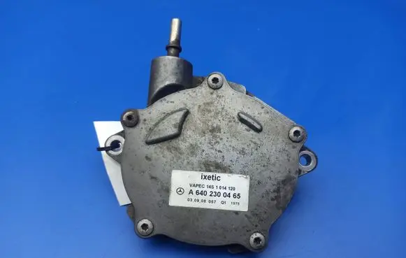 Mercedes-Benz B W245 Vacuum pump A6402300465 VAPEC14S1014120 030908
