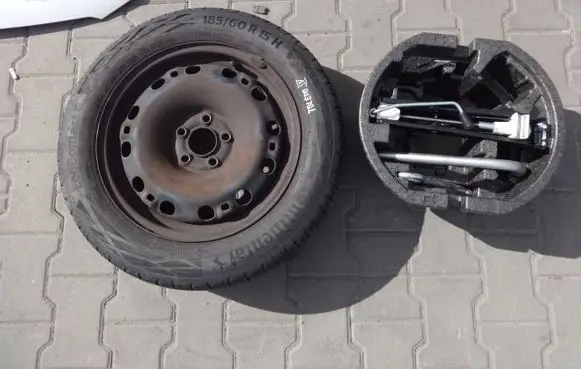 Seat Toledo IV (NH) R17 spare wheel 5X100