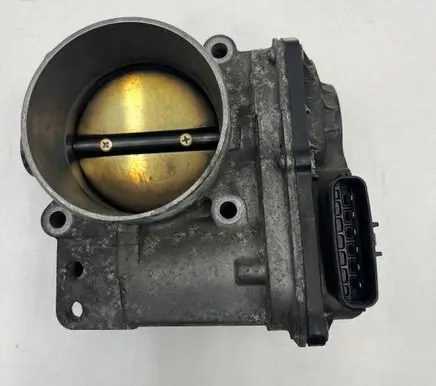 Volvo S40 Throttle valve 8677694 040318