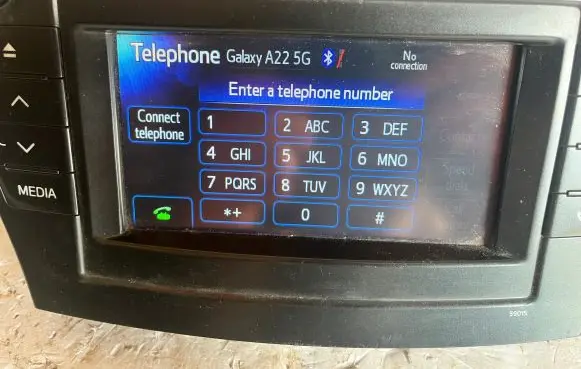 Toyota Prius+ (ZVW40) Radio/CD/DVD/GPS head unit 8614047140 CVVS02F94D 10R030232