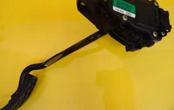 Audi A4 S4 B6 8E 8H Accelerator throttle pedal 8E2721523E