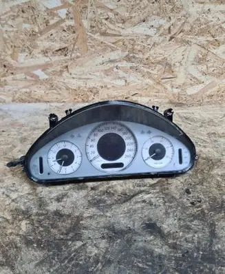 Mercedes-Benz E W211 Speedometer (instrument cluster) A2115405711 110080250015