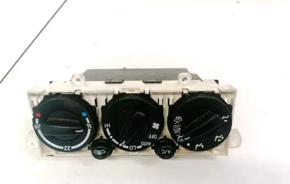 Toyota Avensis T220 Climate control unit 5590005091 55900-05091