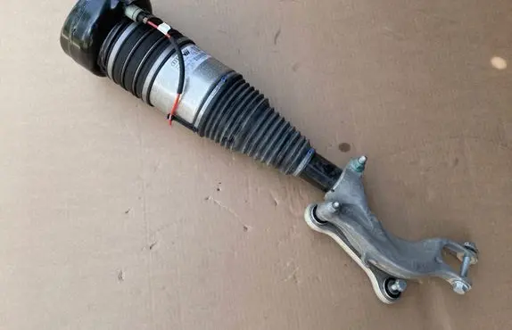 Audi e-tron Front shock absorber/damper 4KE616039E