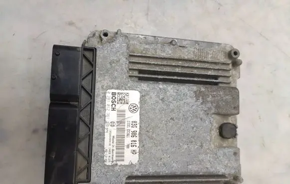 Volkswagen Touran I Engine control unit/module 03G906016HP 0281012361 1039S08416