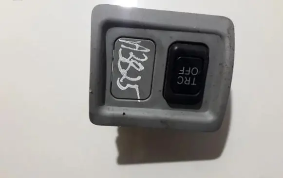 Traction control (ASR) switch