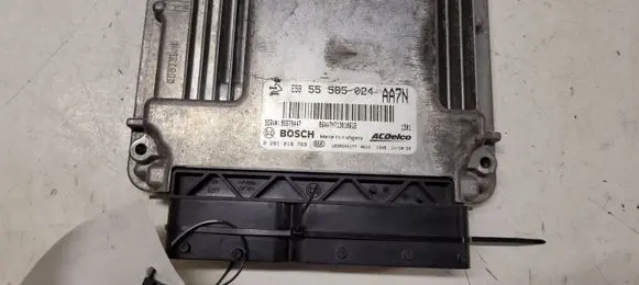 Opel Insignia A Engine control unit/module 0281018769 55585024