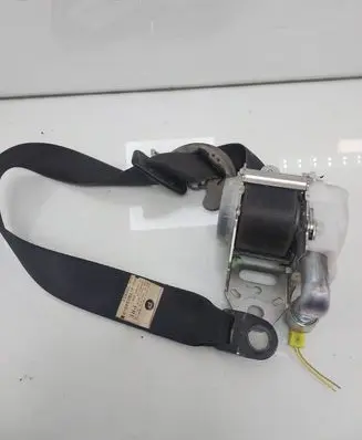 Toyota RAV 4 (XA30) Front seatbelt 7Q2340P 009930