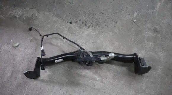 BMW X1 U11 Tow bar 11069418-004