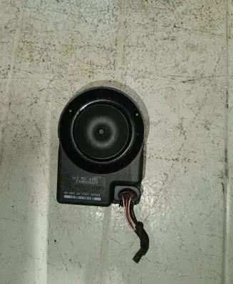 Audi A5 8T 8F Horn signal 1K0951605C