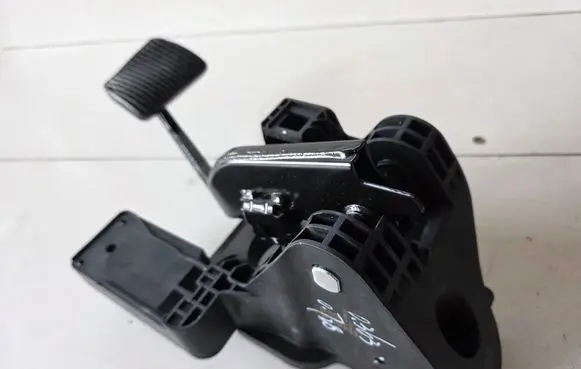 MG MG4 ev Brake pedal 11479369