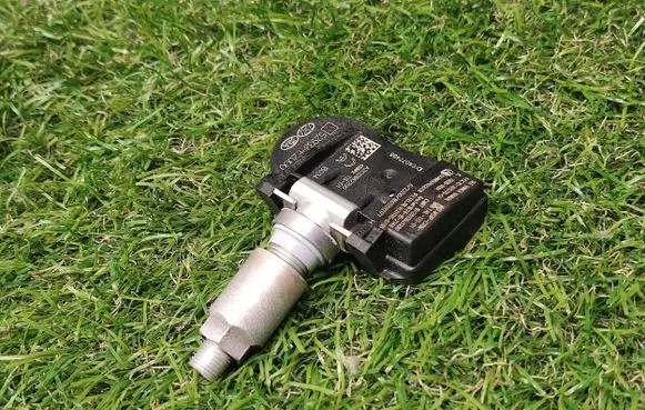 Hyundai Kona I Tire pressure sensor 52933F2000