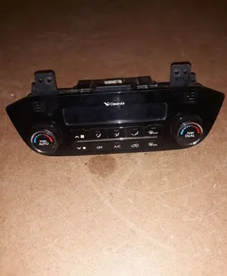 KIA Sportage Climate control unit 972503U101