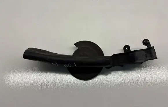 BMW 4 F36 Gran coupe Engine compartment rubber 180685 18068510 7255803