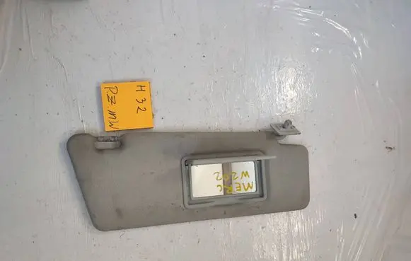 Mercedes-Benz C W202 Sun visor 89413654