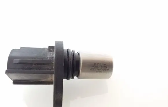 Toyota Corolla Verso E121 Camshaft speed sensor 9008019014 WE0296000890 10H23