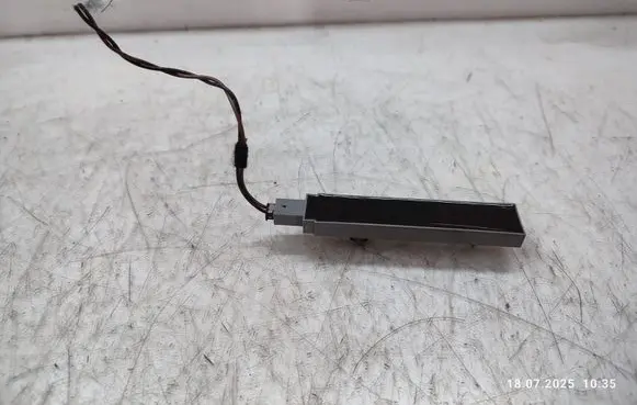 Volkswagen Golf VII Keyless system antenna 5K0962132B
