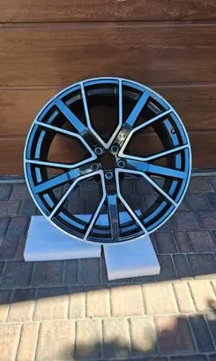 Audi Q7 4M R22 alloy rim 4M0601025CP