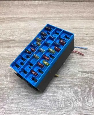 Renault Scenic I Fuse box set 1096033J