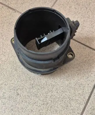 Hyundai ix35 Mass air flow meter 281642F000