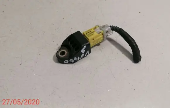 Toyota Verso-S Airbag deployment crash/impact sensor 8917352090