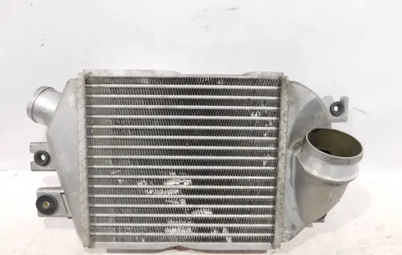 Subaru XV Intercooler radiator SICTM0180 482560 4825606
