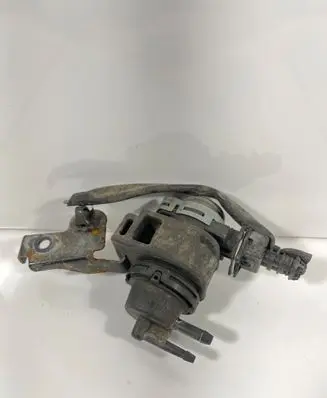 Nissan X-Trail T31 Turbo solenoid valve 8200575400