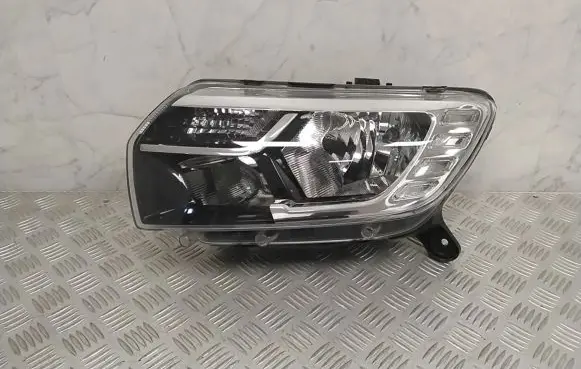 Dacia Sandero Headlight/headlamp 260605665R