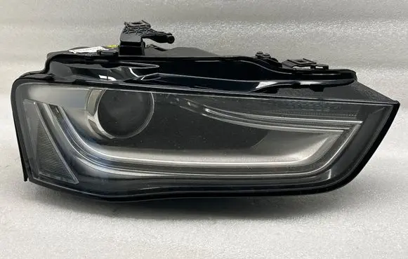 Audi A4 S4 B8 8K Headlight/headlamp 8K0941006C 030127527205 LE10B6235