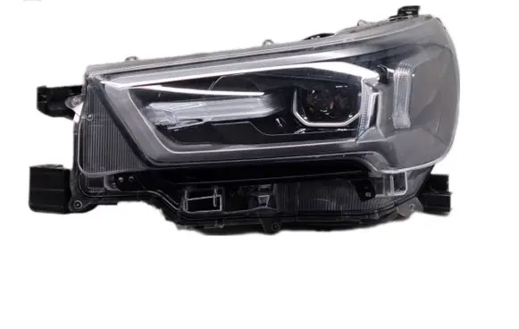 Toyota Hilux VIII Headlight/headlamp 811500KU80