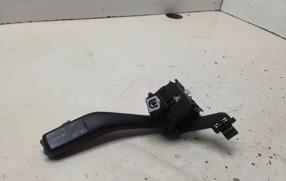 Volkswagen Touran I Indicator stalk 1K0953513A 01103501 10350143555951