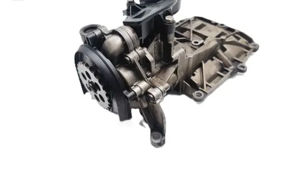 BMW 5 E60 E61 Oil pump 7798014 779801405