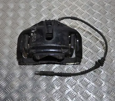 BMW 6 F12 F13 Front brake caliper 6036