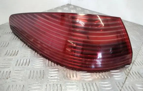 Peugeot 607 Tail light lenses 2543