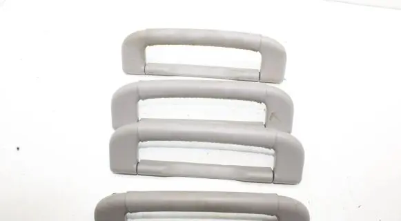 Lexus LS 430 A set of handles for the ceiling 