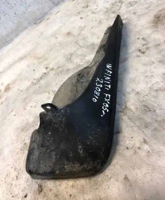 Infiniti FX Front mudguard 85045