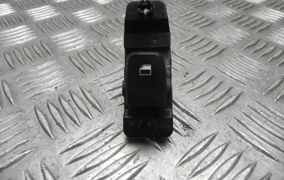 Hyundai Kona I Electric window control switch 3K552B1200 T9216